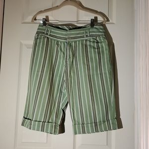 Nic and Zoe Capri size 6